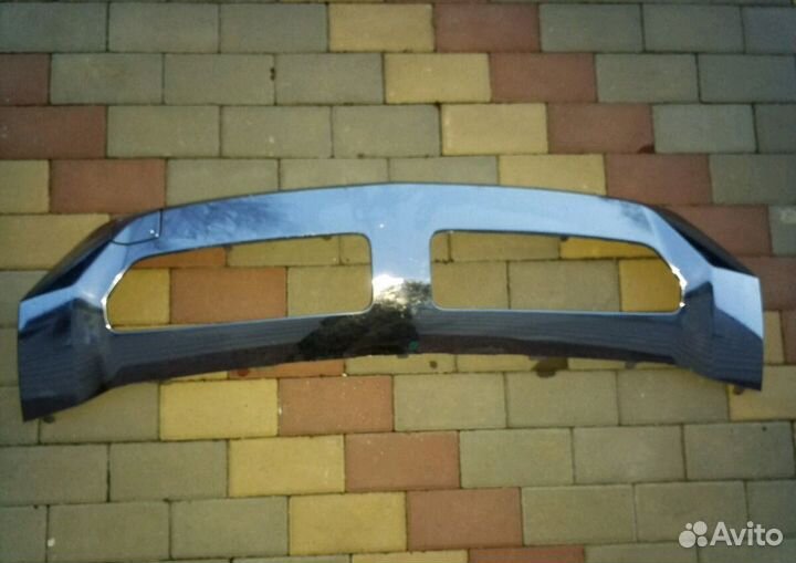 Накладка хром бампера мерседес ML 166 A 1668857925