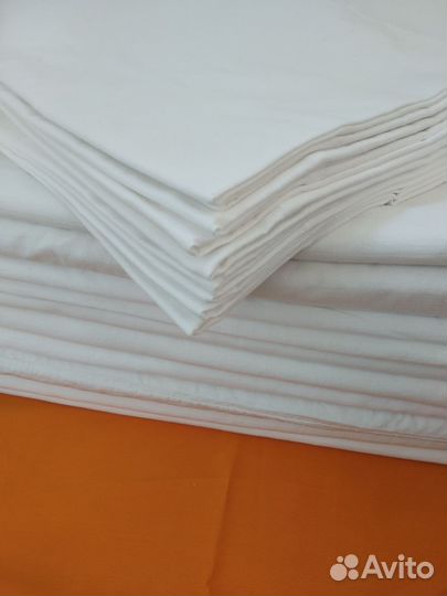 Постельное белье 1,5: простыни, пододеяльники