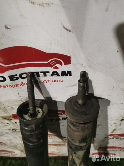 Амортизаторы подвески передние Mercedes-Benz