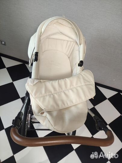 Коляска-люлька Nаvingtоn Саravеl