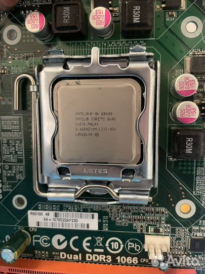 Материнская плата 775 на ddr3 g41t-m7 +Q8400