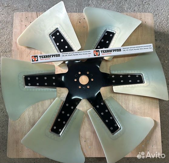 Крыльчатка вентилятора Komatsu PC300 600-635-5870