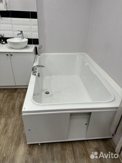 Большая ванная riho 180 см х 115 см