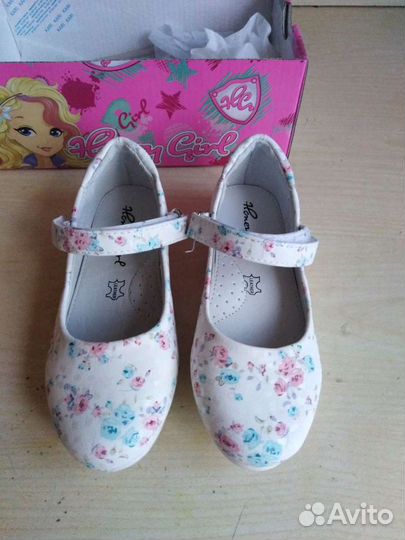 Туфли для девочки размер26