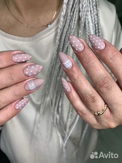 Маникюр/педикюр/депиляция skins