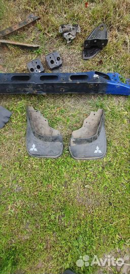 Запчасти mitsubishi Airtrek(Outlander 1 поколение)