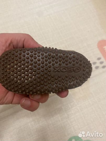 Продам детскую обувь geox Respira