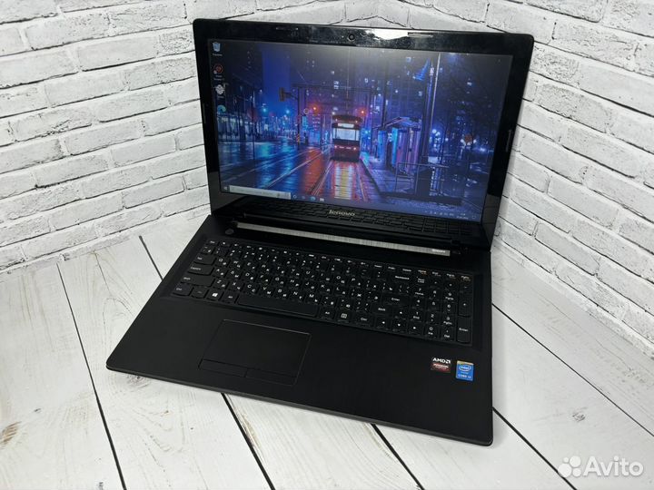 Игровой Lenovo i3-4030U/ RAM 6/ AMD 8500M/ SSD 256