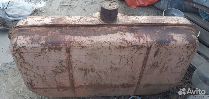 Металлический Бак