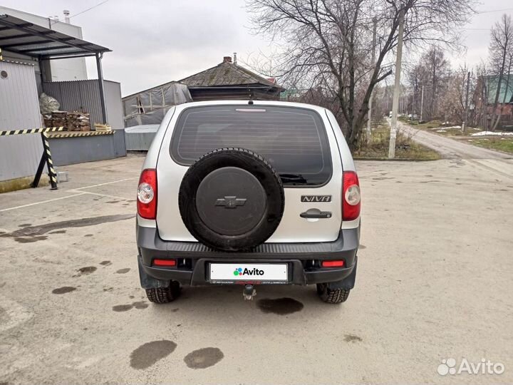 Chevrolet Niva 1.7 МТ, 2011, 143 000 км