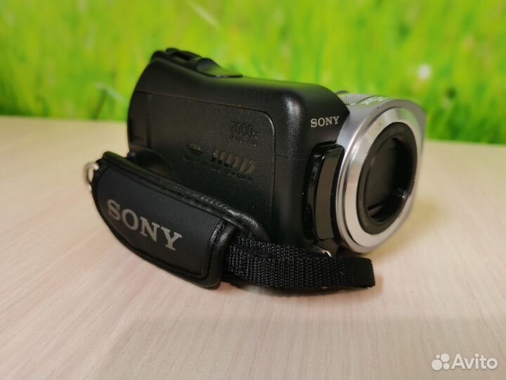 Цифровая видеокамера sony