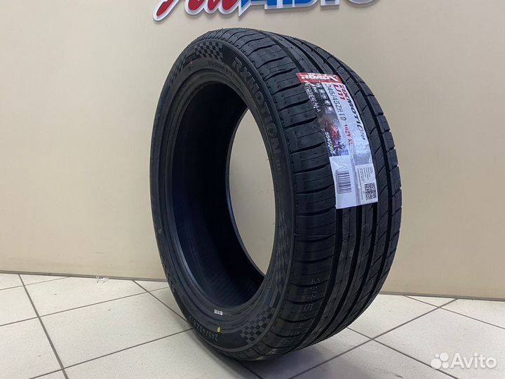 RoadX RXMotion U11 245/45 R19 102