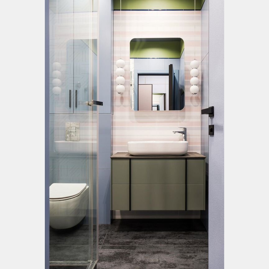 4-к. квартира, 122 м², 13/17 эт.