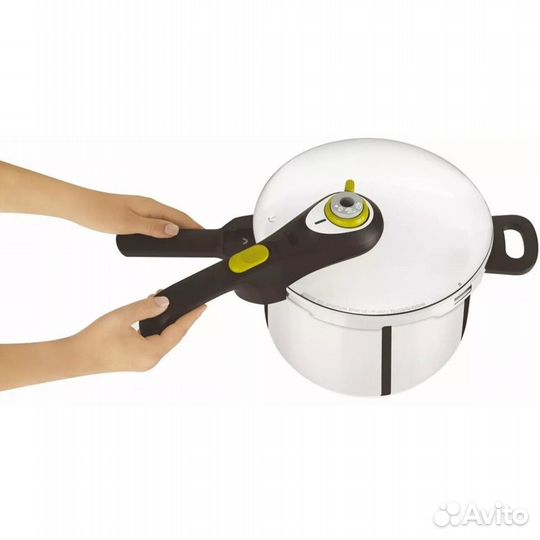 Мультиварка-скороварка Tefal Secure 5 Neo V2 P2530