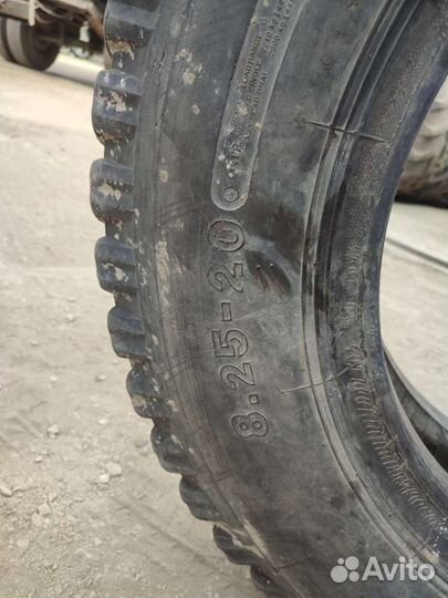 Deestone D502 8.25 R20