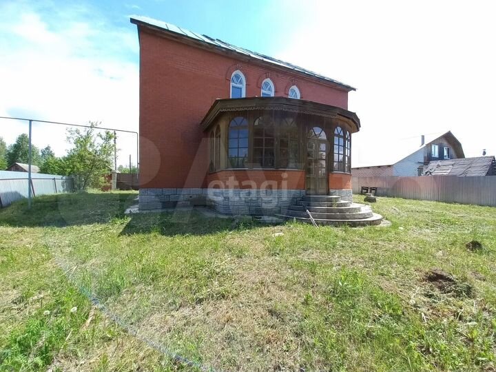 Дом 353,5 м² на участке 11 сот.