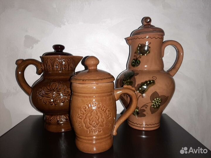 Глиняные кувшины и кружка б/у