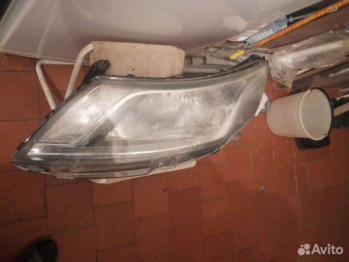 Левая фара на kia rio 3