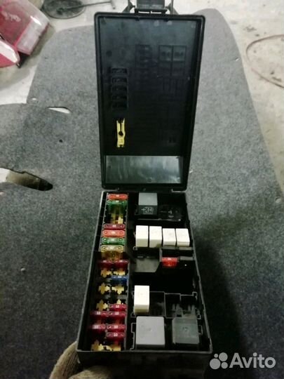 Блок предохранителей Форд фокус 1