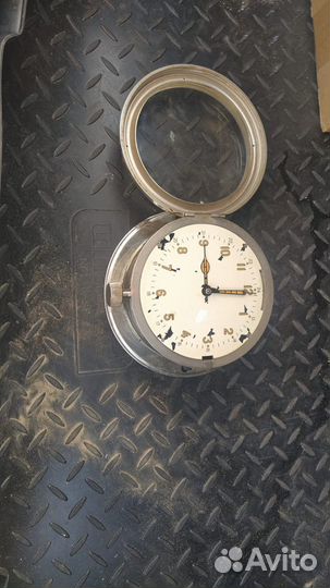 Часы карабельные