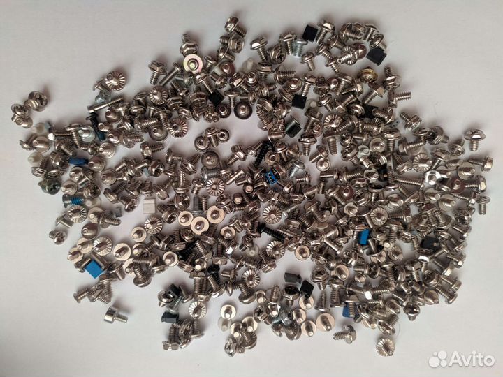 Болтики(крепежи) для сборки компьютера