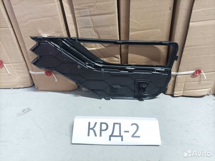 Окантовка противотуманной фары Volkswagen Amarok