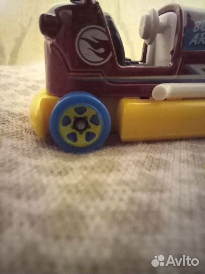 Машинки hot wheels TH