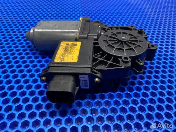 Мотор стеклоподъемника передний Opel Corsa B 1.2