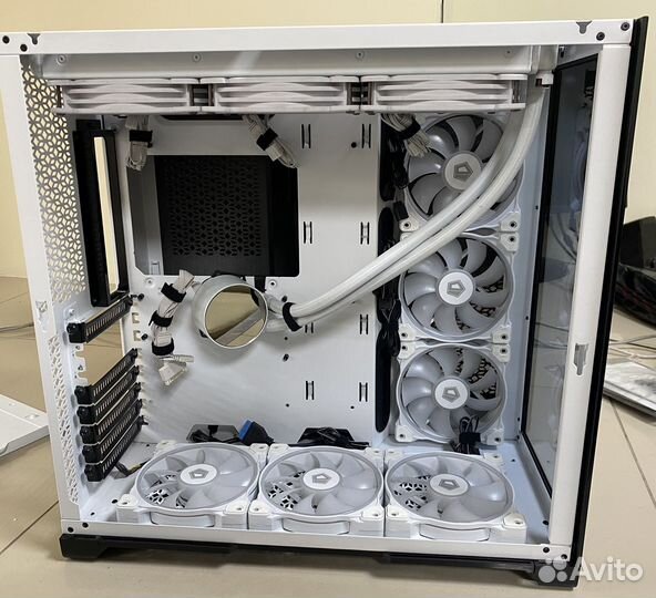 Корпус Metallic gear (Phanteks) Neo Qube White