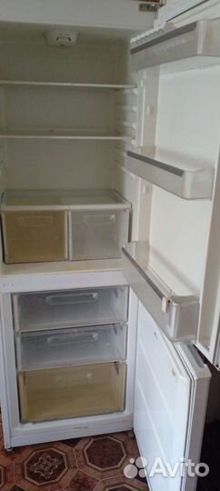 Холодильник на запчасти