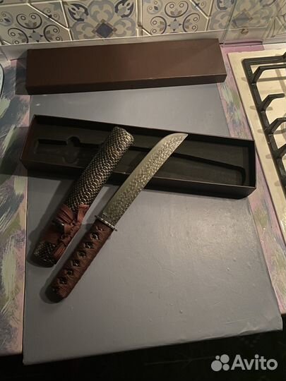 Нож из дамасской стали