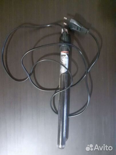 Аквариум, нагреватель и сачок