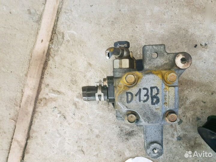 Насос гур D13B Honda Civic