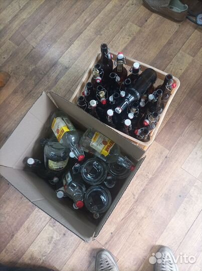 Бутылки с бугельной пробкой