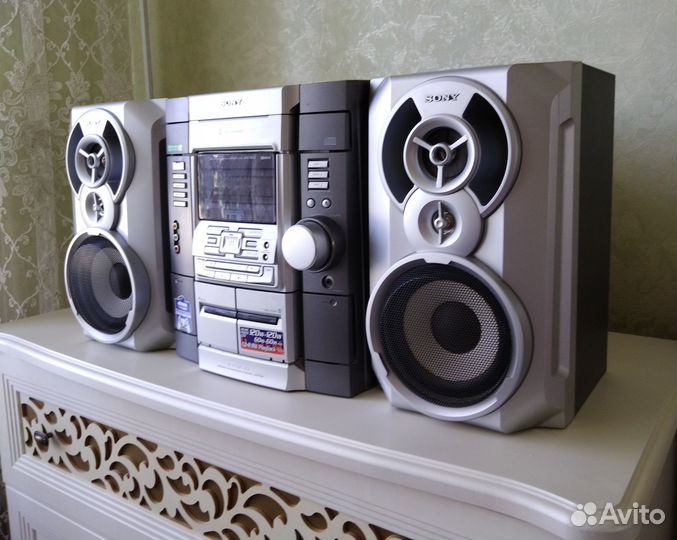 Музыкальный центр sony