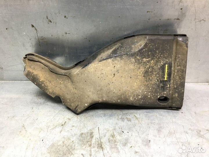 Воздуховод Audi A4 B6 2000-2004 седан 2 2002 V91