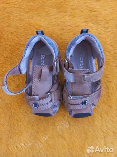 Сандали на мальчика