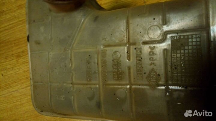 Расширительный бачок Рено сценик 2