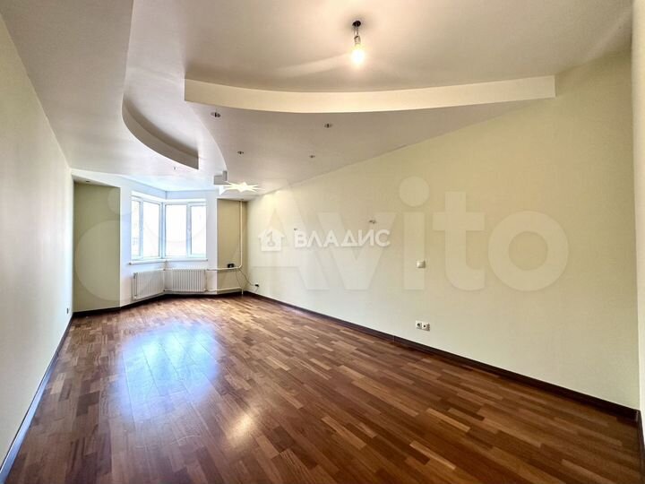 3-к. квартира, 111,5 м², 7/17 эт.