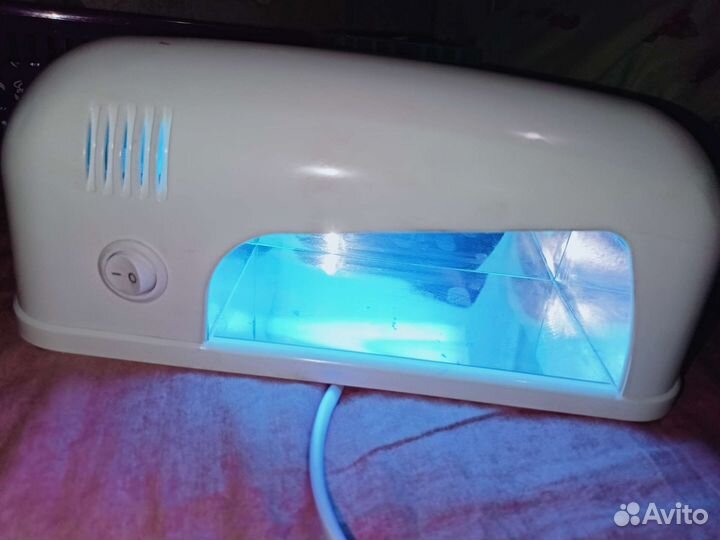 Лампа для ногтей