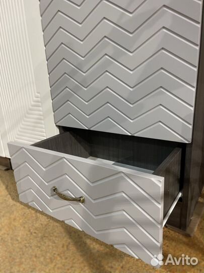 Шкаф пенал Волна в наличии