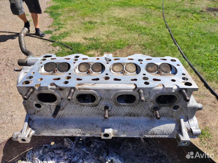 Головка двигателя kia spectra 1.6