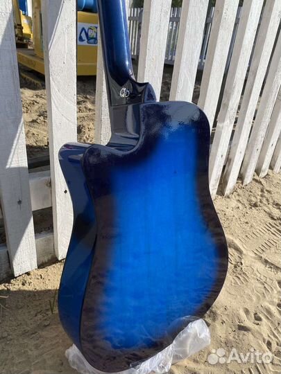 Гитара синяя Bellucci