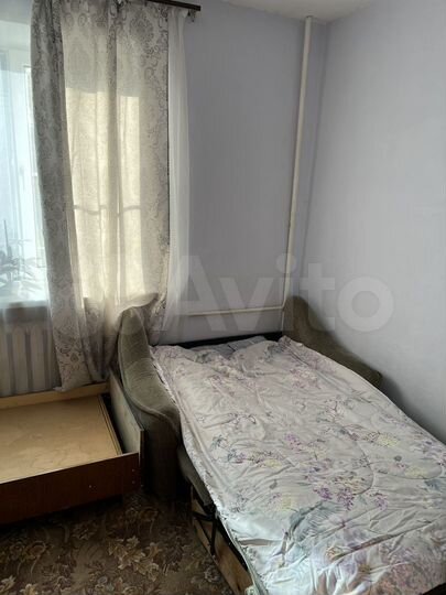 2-к. квартира, 42 м², 3/3 эт.