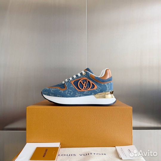 Женские кроссовки louis vuitton