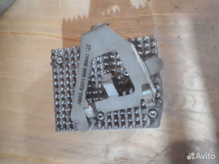 Блок бензонасоса А 002 540 76 45 мерседес 221