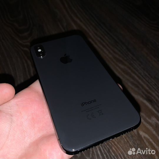 iPhone X, 64 ГБ
