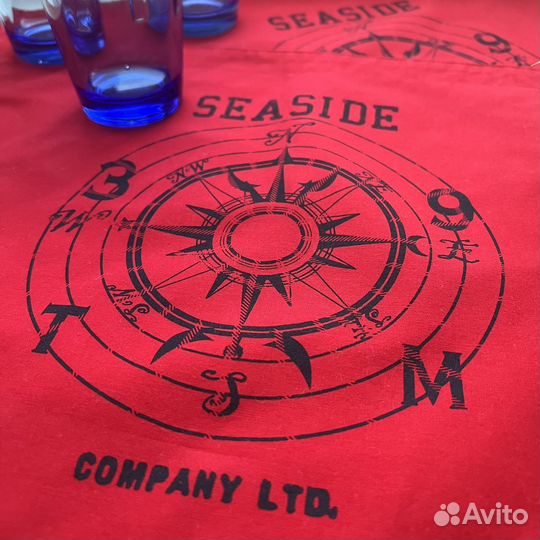 Красные сервировочные салфетки 2 шт