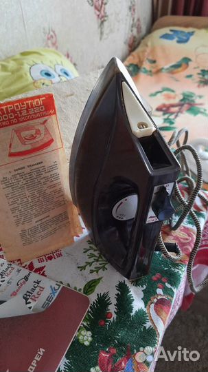 Продам советский раритетный утюг