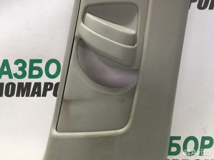 Обшивка стойки для Toyota Corolla 10 2006-2013г